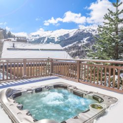 The outdoor Hot Tub on the Terrace at Chalet Amarena Meribel