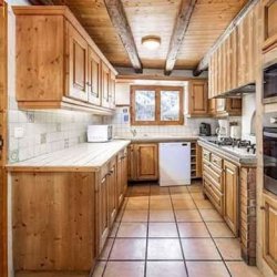Fully equipped kitche in Chalet Lou Trave Meribel