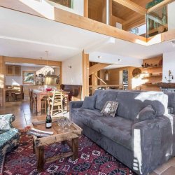 The Living and dining areas in Chalet Eric Meribel Centre
