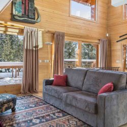 The spacious Living area in Chalet Eric Meribel Centre