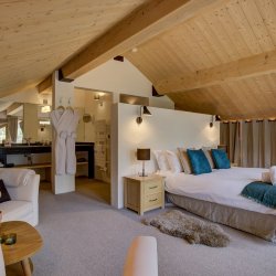 The Master bedroom in Chalet La Chouette Meribel