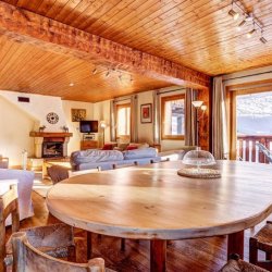 The dining area in Chalet Veronica Meribel