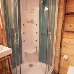 A shower room in Chalet Croquette Meribel