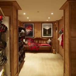 The Ski Room in Chalet La Varappe Meribel