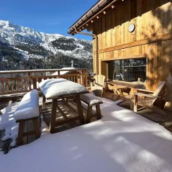 The large terrace at Chalet Etoile des Neiges Meribel
