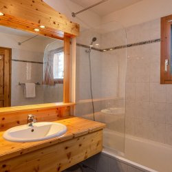 One of the Bathrooms in Chalet Natalette II Meribel Mottaret