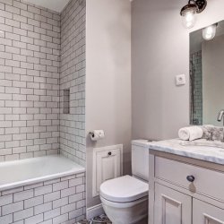 One of the ensuite bathrooms in Chalet Quatre Meules Meribel