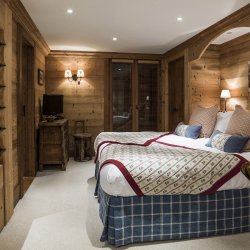The Family bedroom in Chalet Lapin Blanc Meribel