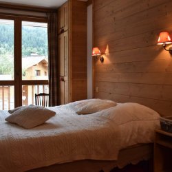 One of the Bedrooms in Apartment Le Coeur de Meribel, Meribel Centre