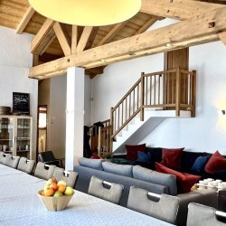 The dining and Living area in Chalet Rikiki Courchevel Moriond