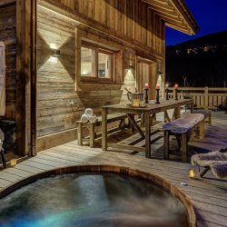 The Outdoor hot tub at Chalet Bergeronnette in Meribel Nantgerel