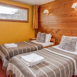 Twin bedroom in Chalet Natalette 1 Meribel Mottaret