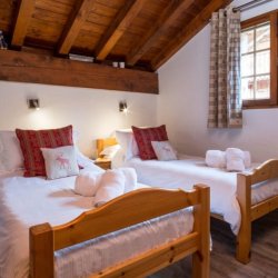 One of the Twin bedrooms in Chalet Chocolat La Tania