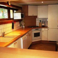 Kitchen area in Chalet Altitude 1600 in Meribel