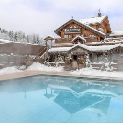 Hotel L'Eterlou in Meribel Centre