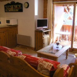 The living and kitchen area in apartment Fermes de Meribel 13 Meribel Village