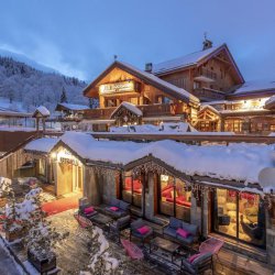 Hotel L'Eterlou in Meribel Centre