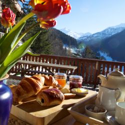 Chalet Sorbier Breakfast with View