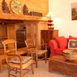 Living room in apartment Petaru Meribel