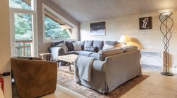 The Lovely Living area in Apartment Dou du Pont in Meribel Centre The Lovely Living area in Apartment Dou du Pont in Meribel Centre