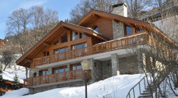 Chalet Chardon in Meribel with balcony